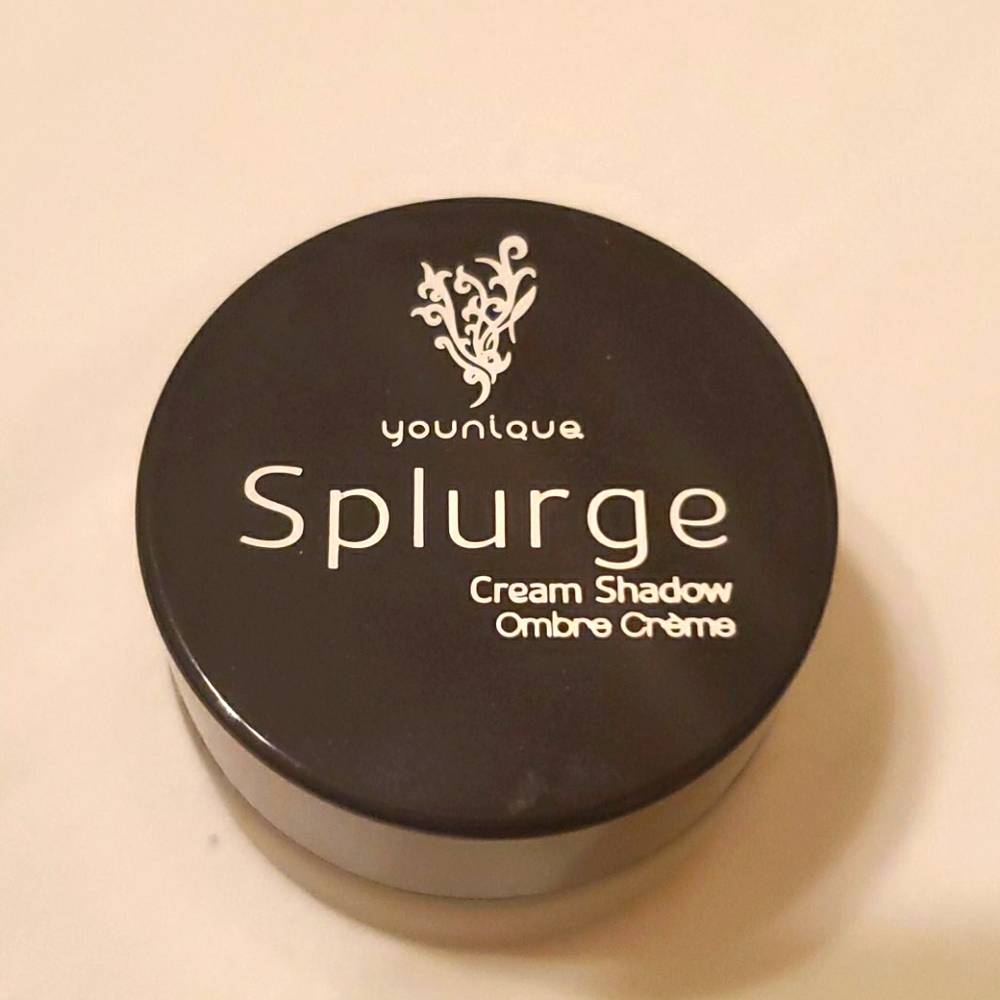 Younique Cream Shadow